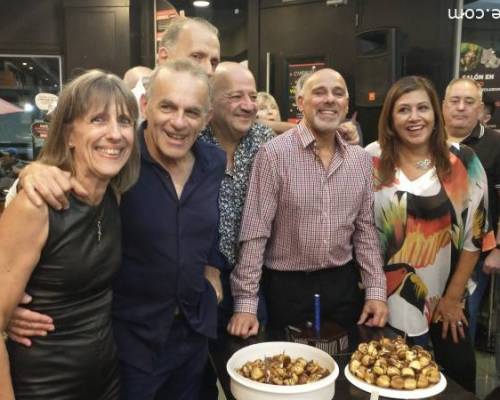 Felicidades amig@ssss🥂 :Encuentro Grupal UN  FESTEJO ESPECIAL!!!!!