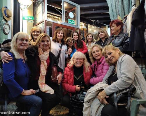 28368 6 MAESTRAS ERAN LAS DE ANTES (y después, cenamos en Bodegón Bellagamba)