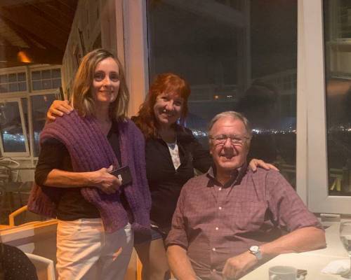 Que lindo Adriana y Carlos que se sumaran al grupo en Waikiki :Encuentro Grupal Encontrándonos en Waikiki