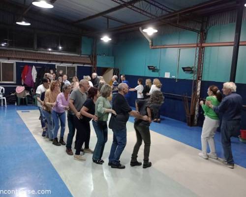 28742 13 BAILAMOS EN ALMAGRO CON AMERICANO , ROCK Y PACHANGA !
