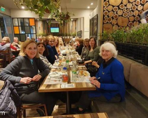 Un gusto conocer a Marta y a Betty !! Y una alegría volver a ver a Ruth, Lucy, Roxana, Adriana, Gabriela, Susana, Aida, Graciela, Andrea, Silvia, Marta, Olga , Nene y amigas !  :Encuentro Grupal Canto a Federico, el poeta regresa (Pequeño concierto para duende y violoncello)