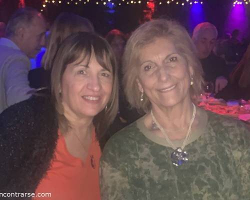 Idols :Encuentro Grupal ASPEN CLASICOS POP FOOD & LIVE MUSIC