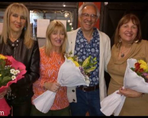 29239 48 CELEBRANDO LA AMISTAD 