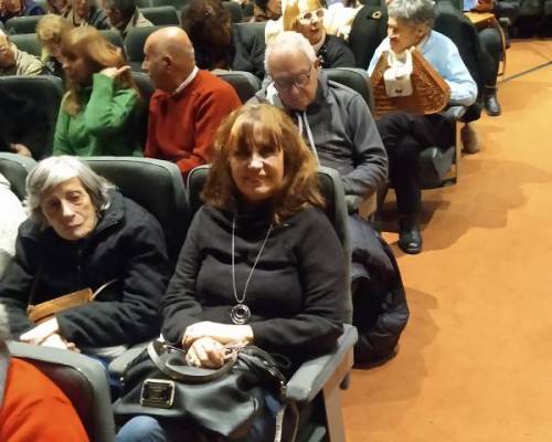 29257 4 OTRO VIERNES MUSICAL GRATIS. DISFRUTAREMOS DE CARLA PUGLIESE Y LA VOZ DE CARLA PIRAÍNO FLAVIA PIRAÍNO ...¨LAS CHACHAMUS¨