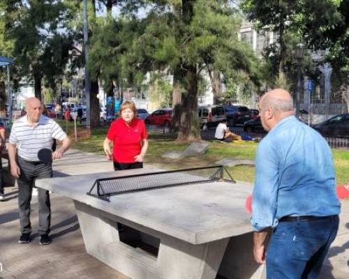 29259 8 Nos volvemos a juntar a jugar Ping Pong ? 