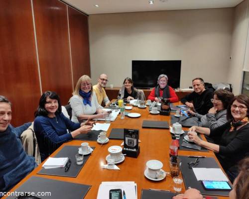 Lunes otra vez! Bravoooo :Encuentro Grupal Taller literario- Te doy la palabra BIS