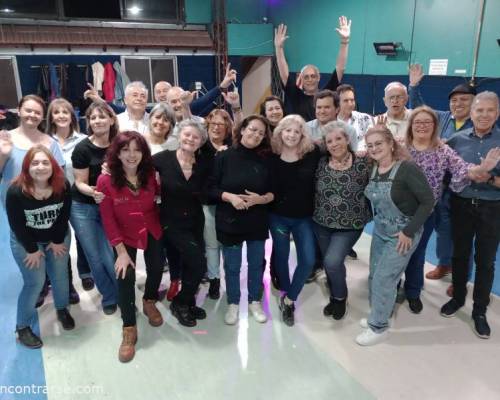 29697 5 BAILAMOS EN ALMAGRO CON AMERICANO , ROCK Y PACHANGA !
