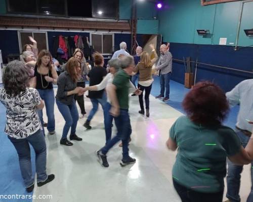 29734 3 BAILAMOS EN ALMAGRO CON AMERICANO , ROCK Y PACHANGA !