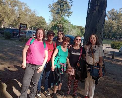 Encuentros Grupales (08/10/2023) :   CAMINAMOS NUEVAMENTE  POR LOS BOSQUES DE PALERMO