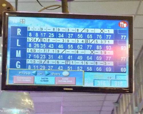 29998 6 POR UN BOWLING MAS EN PALOKO DE COLEGIALES