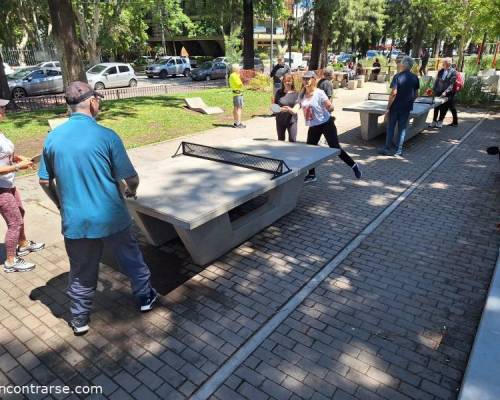 30064 10 Nos volvemos a juntar a jugar Ping Pong ? 