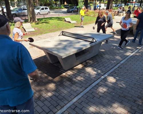 30064 11 Nos volvemos a juntar a jugar Ping Pong ? 