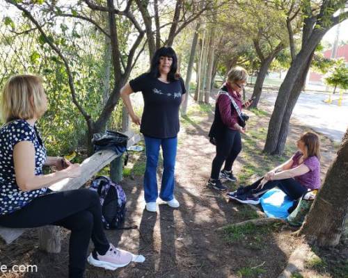 30125 16 JUGAMOS AL TEJO, MATEAMOS Y CONVERSAMOS EN EL PARQUE FINKY DE LOMAS DE ZAMORA