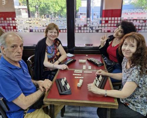 Alicia,Lili,Ceci y Ram :Encuentro Grupal JUGAMOS AL RUMMY – quinto Año 2023“ 