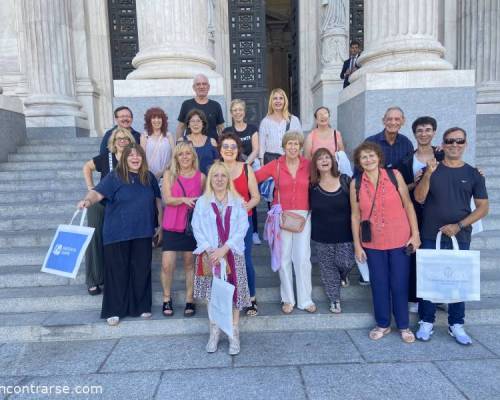 Gracias Moni por una salida distinta e interesante. Hermoso grupo! :Encuentro Grupal MUSEO DEL SENADO DE LA NACION