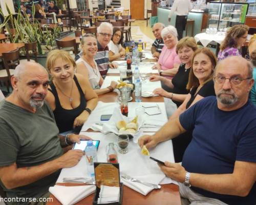 Nos faltó las fotos mientras jugábamos. Bike, Avecilla, Fanny y Maberick jugaron en una mesa la pasaron muy bien nos dijeron.  :Encuentro Grupal JUGAMOS BURAKO 