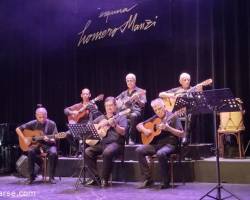 Susuvar con los peñeros en el Manzi