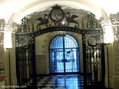 Encuentro : Museo Evita  .- Botanico Y Plazas de la zona.- 