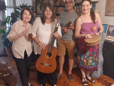Encuentro : Querés cantar afinado? Taller de juegos y canciones  