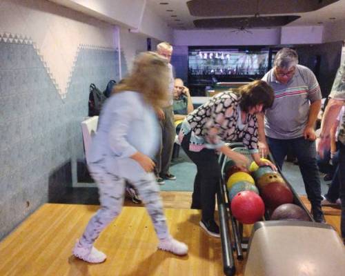 30466 4 VOLVEMOS AL BOWLING DE LA PATERNAL