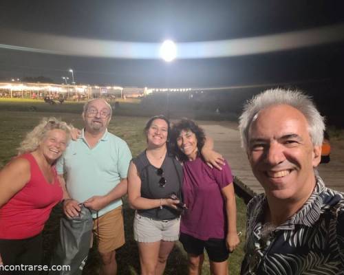 Muy buena foto!!! :Encuentro Grupal Picnic en Paseo Costero Vicente Lopez