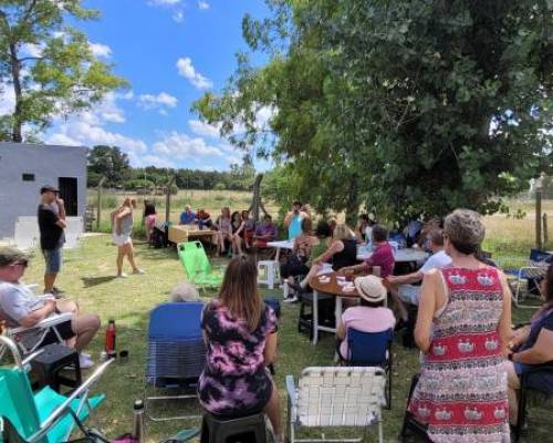 Momento de presentaciones !! Hermoso momento, me hicieron emocionar , gracias gracias , un tesoro .  :Encuentro Grupal Domingo "soñado" en la Quinta de Cañuelas