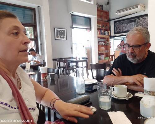 Leímos de Amado Nervo "Vida estamos en paz", hablamos de películas y algo de política, lindo encuentro  :Encuentro Grupal Café y libros