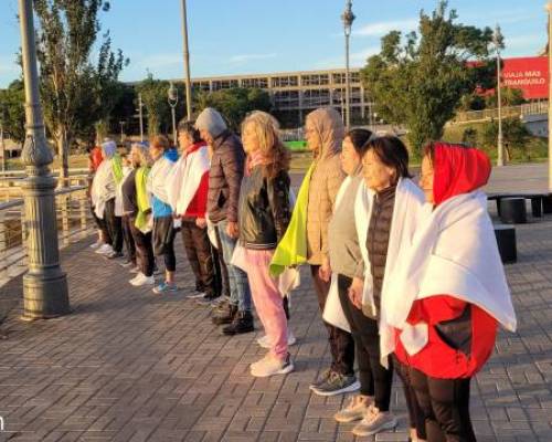 30637 9 Saludamos al nuevo día - Yoga al amanecer en Costanera Norte