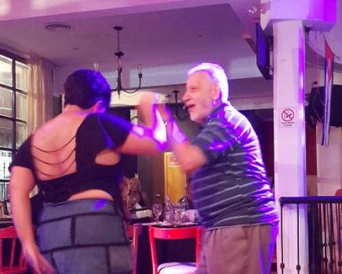 30650 1 BAILAMOS SALSA, MUSICA CUBANA Y OTROS RITMOS,  TERMINAMOS CON KARAOKE