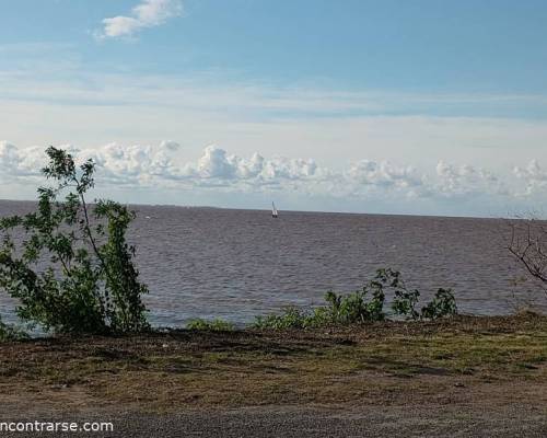 30658 2 Costanera de Vicente Lopez con una sonrisa y merienda.-