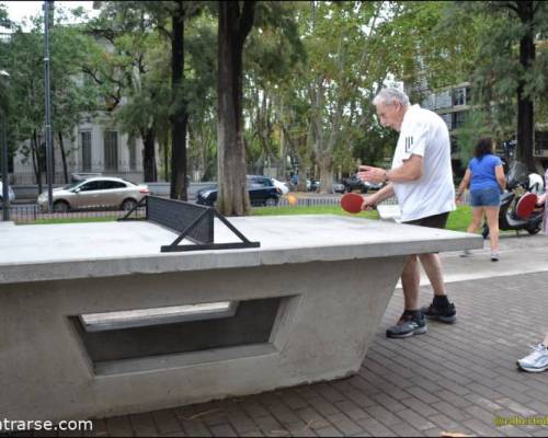 30674 15 Nos volvemos a juntar a jugar Ping Pong ? 