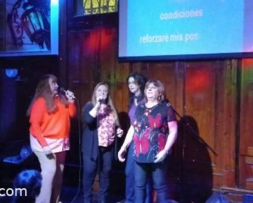 30735 11 VUELVEN LOS KARAOKES PARA CANTAR Y DIVERTIRSE