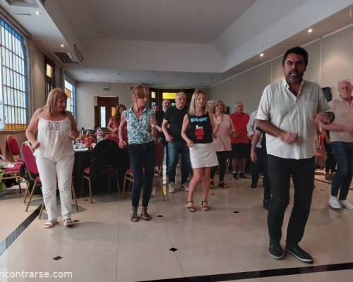 30792 2 EL BAILE CONTINÚA EN VILLA URQUIZA  ! ! !