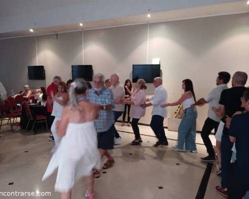 30792 23 EL BAILE CONTINÚA EN VILLA URQUIZA  ! ! !