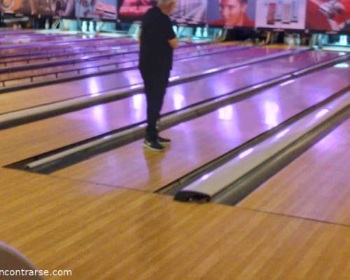 30969 16 BOWLING EN PALOKO COLEGIALES