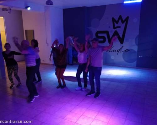 31201 2 A BAILAR SALSA Y BACHATA EN CABALLITO ! ! !