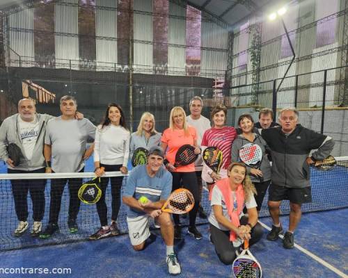 cansados pero sonrientes todos, gracias por la asistencia y la buena onda :Encuentro Grupal PADEL EN ZONA NORTE