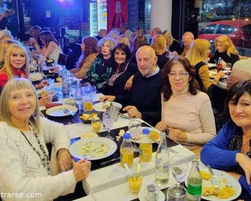 Relinda noche! :Encuentro Grupal 2X5= 10 CUMPLES PARA FESTEJAR!!!