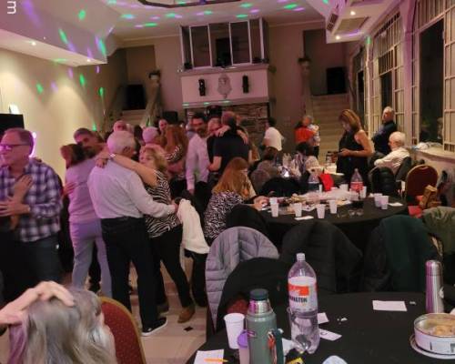 31399 4 BINGO MUSICAL Y BAILAMOS TODOS LOS RITMOS EN URQUIZA  ! ! !