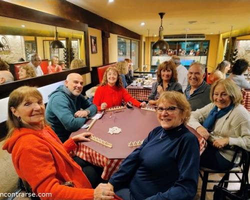 Encuentros Grupales (26/05/2024) :   MERIENDA Y JUEGOS EN EL FINDE PATRIO 