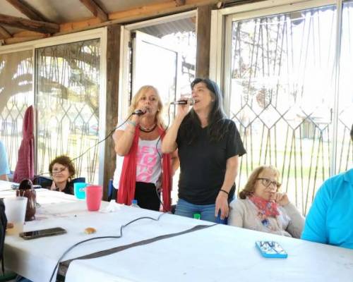 31453 59 Asado y Karaoke con Rock Nacional además festejo mi cumple en Club Villa Martelli.