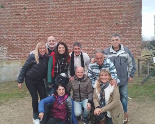 Padel y nuestra anfitriona presente en Carlos Keen :Encuentro Grupal Día de Campo en Carlos Keen!!