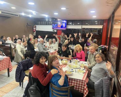 Descontrol para esta foto! Jaja  :Encuentro Grupal SALIDA MENSUAL DE JUEGOS 3