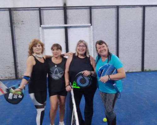 31568 3 ** JUGAMOS AL PADDLE **