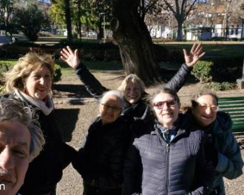 31610 12 Elongación, flexibilidad y oxigenación  Por el maestro de danzas y coreografo Aldo von Landesen