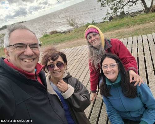 ¡Hermoso día de viento para estar bien abrigados 😊!! Muy linda gente, que se repita, pero también la próxima organicemos un volley! :Encuentro Grupal Picnic en Vicente Lopez