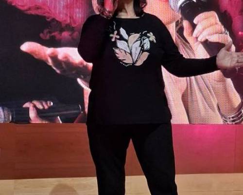 31618 13 ACOMPAÑANOS EN  LA MUESTRA  DE FIN DE AÑO  DEL TALLER DE CANTO 