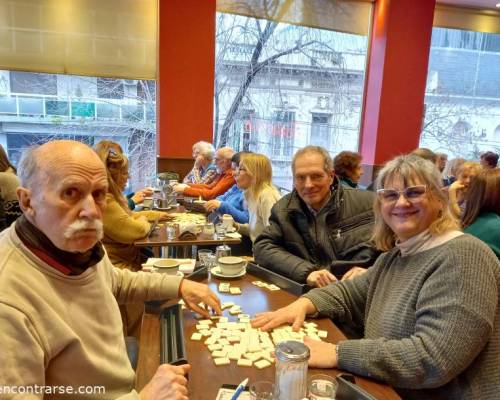 31717 4 Jugamos Rummy En Caballito !!! 