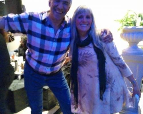 Hoy celebramos la amistad, y vos @Sergio con la creación de la página, tenés mucho que ver con todo el compañerismo que se vive en cada encuentro. Gracias a vos y a @DITO66 por la linda y divertida fiesta 😊 :Encuentro Grupal CELEBRAMOS LA AMISTAD EN VILLA URQUIZA !