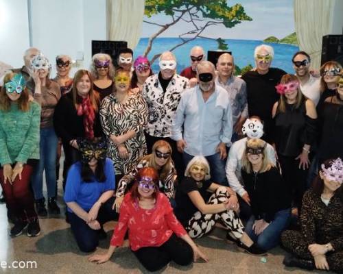 31785 2 Fiesta de antifaces 
